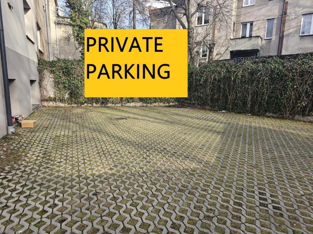 Urabn Apartments Studio With Garden No 2A Chorzow Katowice Free Private Parking, Self Check-In Exterior foto